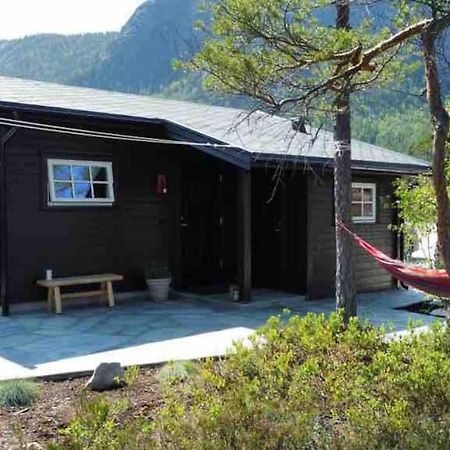 Cosy Cabin Between Lake And Mountain Treungen Exterior photo
